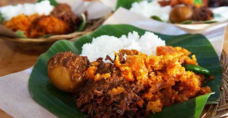 Bagi-bagi Gudeg Gratis di Festival Wijilan Jogja